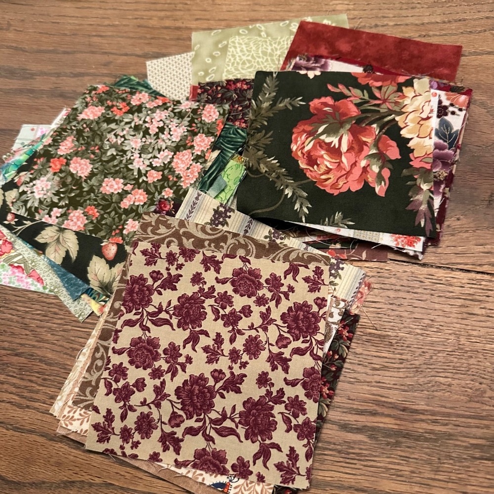 43 Piece Floral Cotton Fabric Charm Squares 5 Inch Quilt Patchwork Scrap Lot